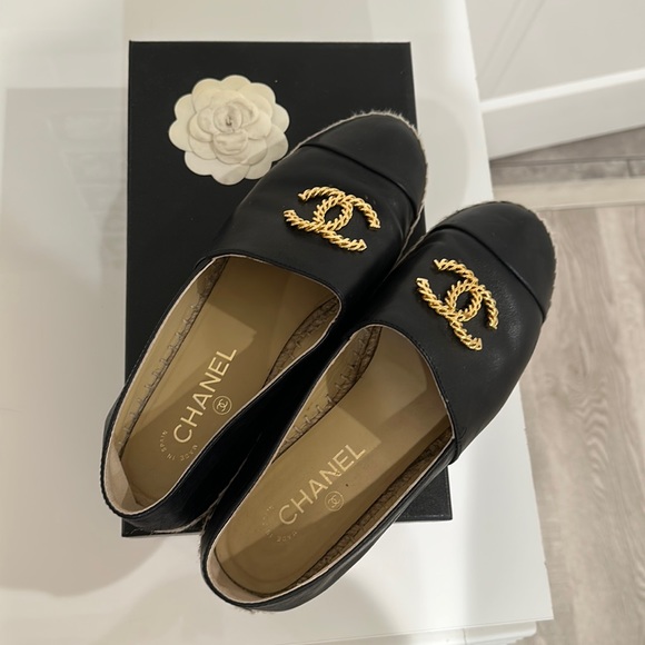 【25C☆チェーン×ハートがポイント☆】CHANEL サンダル CCロゴ ハートのCCロゴがかわいい♪【CHANEL】25C サンダル (CHANEL